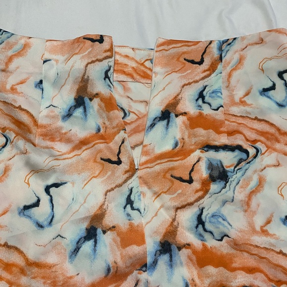 Satin Slit skirt - Picture 4 of 5